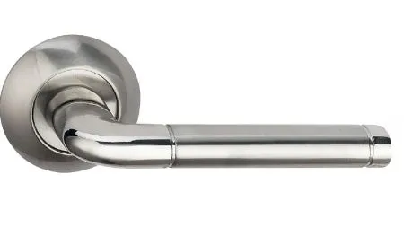 Купить Ручка межкомнатная Хром/хром матовый Ручка BUSSARE LINDO A-34-10 CHROME/S.CHROME для межкомнатной двери во Владивостоке